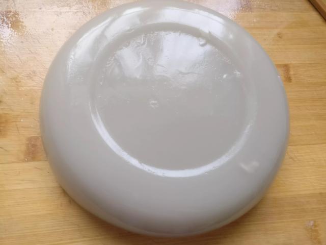 煮冰凉粉的做法视频教程（煮黑凉粉的做法视频教程）