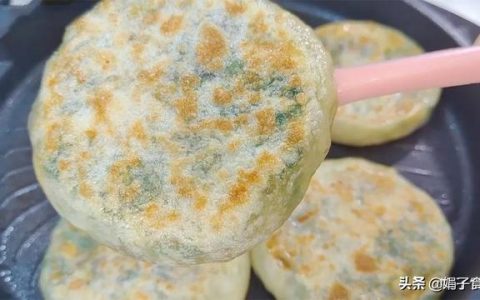 馅饼的面怎么和面(做韭菜馅饼的面怎么和)