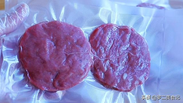 怎样做牛排好吃又嫩放什么佐料（怎么做牛排又嫩又好吃）