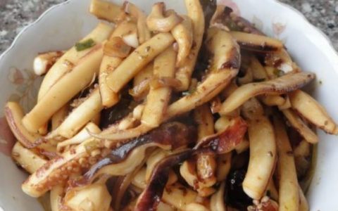 鱿鱼丝怎么做好吃（干煸鱿鱼丝的做法大全）