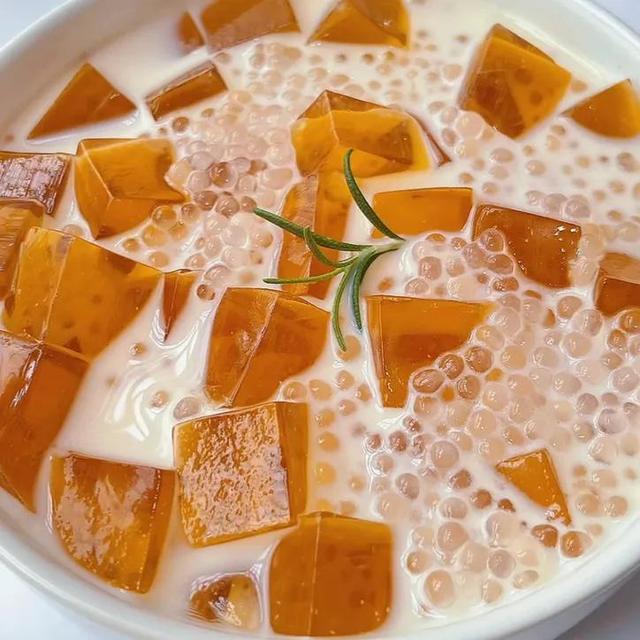 怎样做奶茶的珍珠圆子（西米怎样做奶茶）