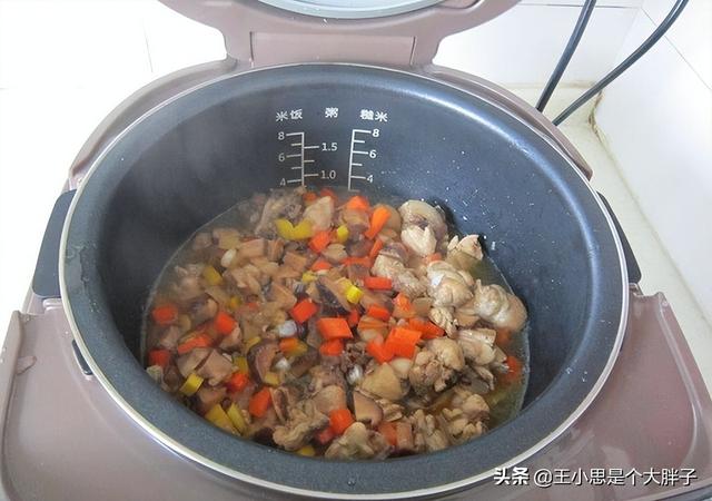 怎么炒饭才好吃（怎么炒饭不粘锅）
