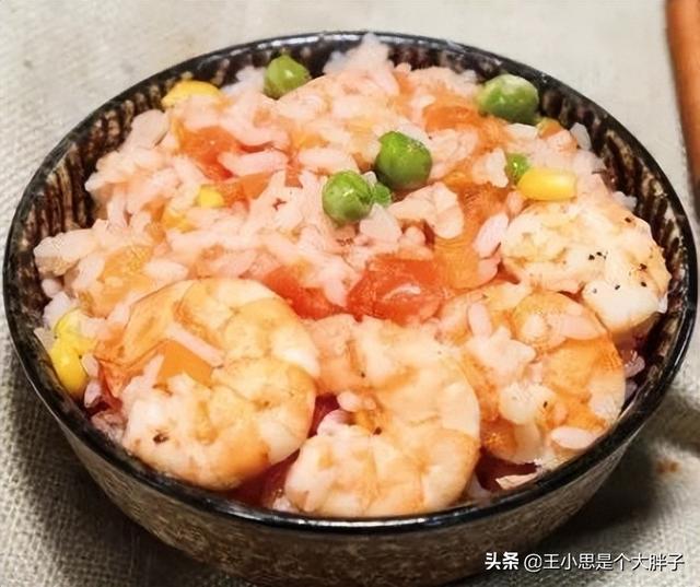 怎么炒饭才好吃（怎么炒饭不粘锅）