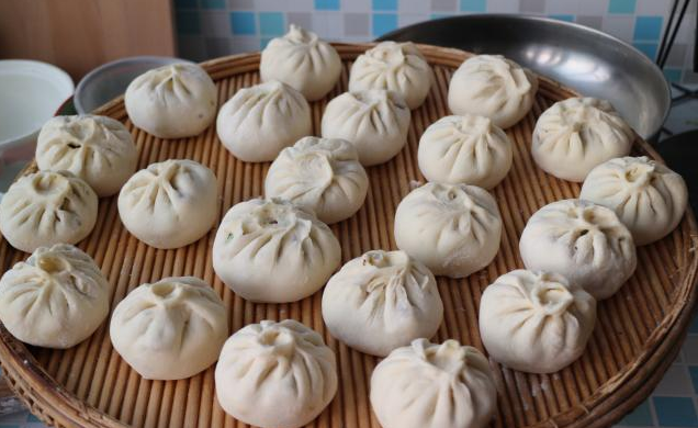 包子店的包子怎么做的（速食包子怎么做的）