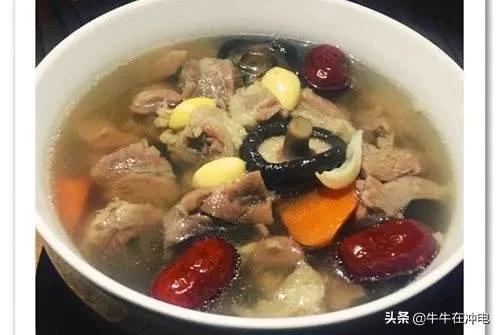 男人补气血的食疗食谱（补气血的食疗食谱）