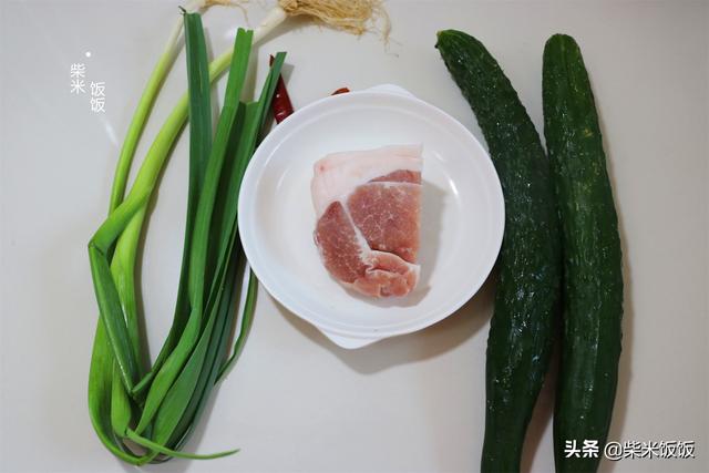 黄瓜的做法腌制配方（黄瓜的做法视频）