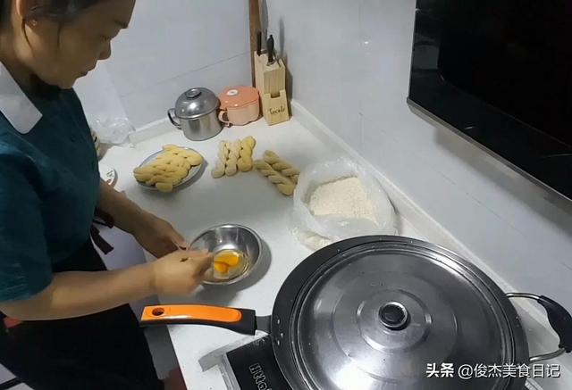 老式麻花的配方（麻花的配方 正宗 香酥）