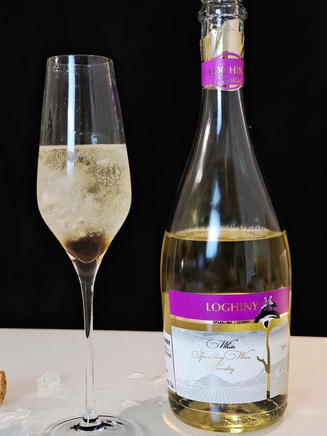 干马天尼鸡尾酒的配方（用白酒调鸡尾酒的配方）