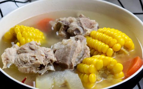 【图文】玉米排骨汤怎么做