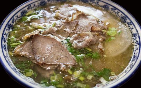 【图文】牛肉汤怎么做