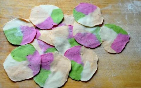 【图文】彩色饺子皮怎么做