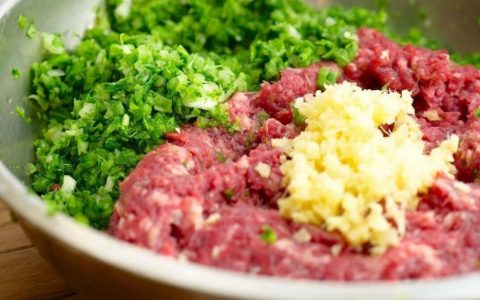【图文】牛肉饺子馅配什么蔬菜好吃