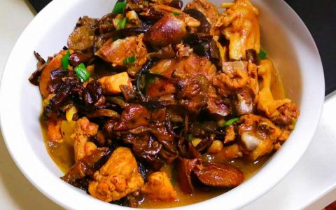 【图文】炖鸡怎么炖好吃放什么材料