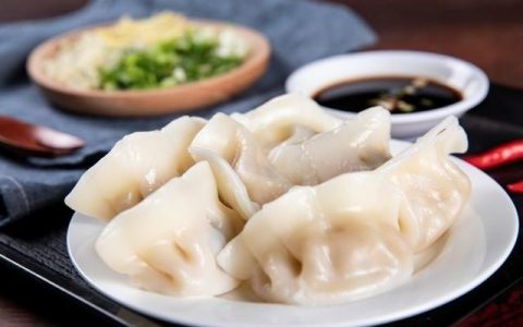 西兰花香菇饺子馅的做法大全（香菇饺子馅的做法大全视频）