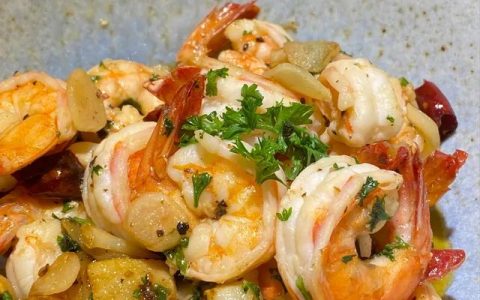 简单西餐菜谱大全100道（简单西餐菜谱大全做法窍门）