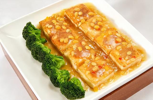 简单粤菜菜谱大全做法（粤菜特色菜的做法）