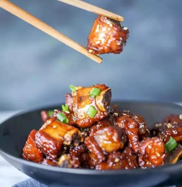 排骨的做法大全菜谱（排骨的做法大全最简单最好吃清炖）