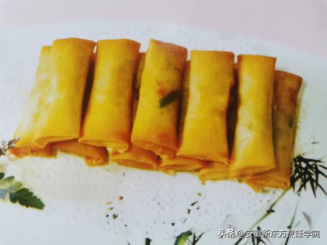 混沌皮做春卷怎么做（超市买回来的春卷怎么做）