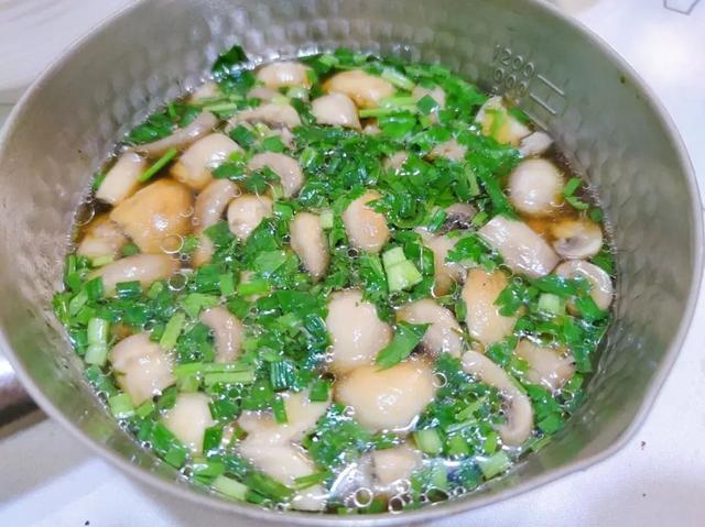口蘑的做法大全家常菜视频（蒜香口蘑的做法大全）