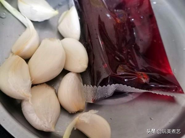 鱿鱼须怎么炒好吃 家常做法（干鱿鱼怎么做好吃的做法大全）