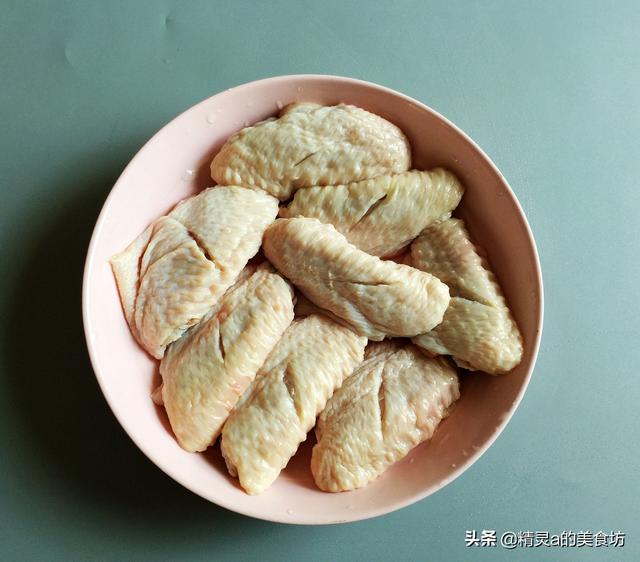 烤鸡翅需要多少度烤多少分钟（烤鸡翅用烤箱多少度多少分钟）