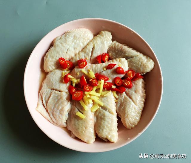 烤鸡翅需要多少度烤多少分钟（烤鸡翅用烤箱多少度多少分钟）