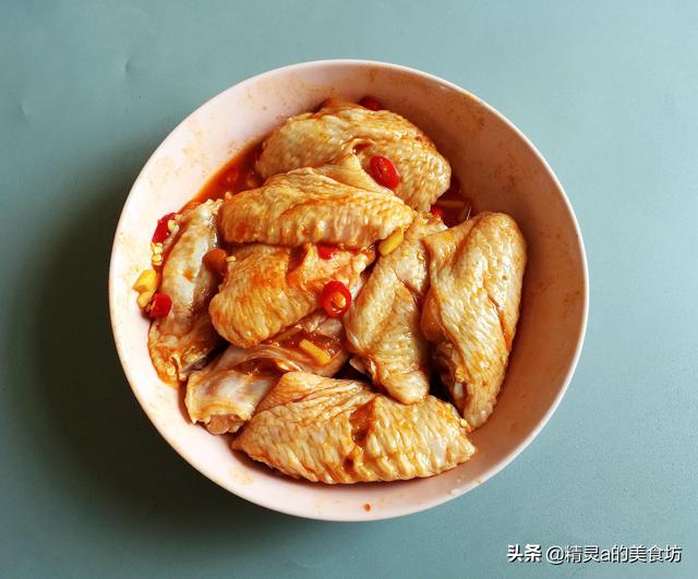 烤鸡翅需要多少度烤多少分钟（烤鸡翅用烤箱多少度多少分钟）