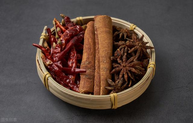 湘菜牛腩的做法大全（白灼牛腩的做法大全）