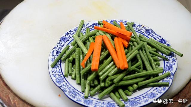 食堂晚餐菜谱大全（特色晚餐菜谱大全）