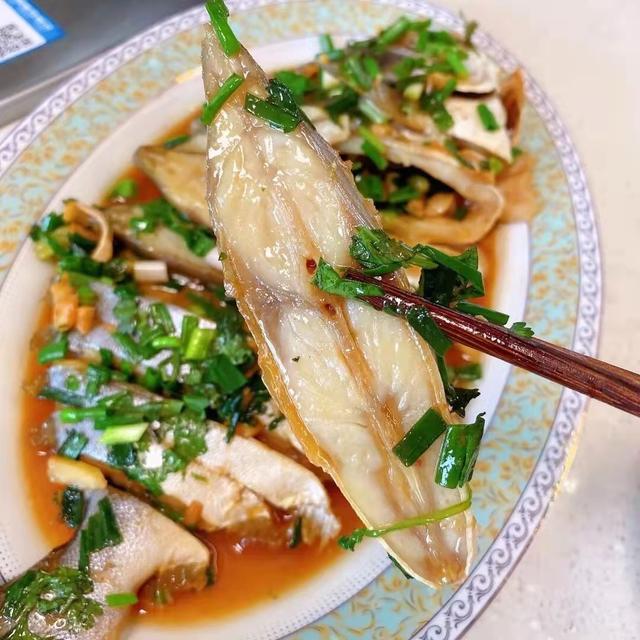 野生鲳鱼的做法大全（清蒸鲳鱼的做法大全）