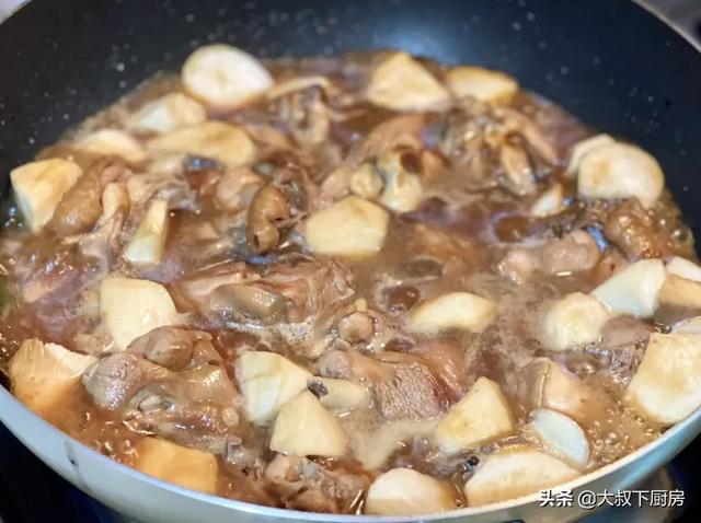 杏鲍菇的做法大全家常菜图解法（杏鲍菇的做法大全家常菜杏鲍菇可以跟红薯梗一起吃吗）