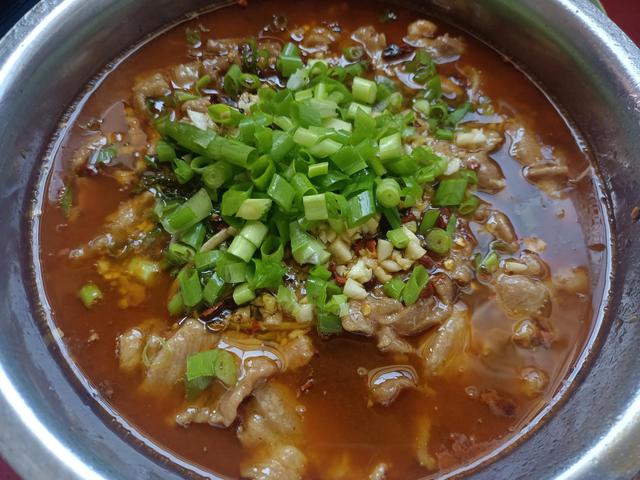 水煮肉片的家常做法及配料（水煮肉片需要哪些食材）