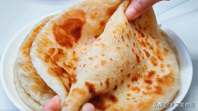 烙饼怎么和面做又软又好吃窍门（烙饼怎么和面做又软又好吃视频）