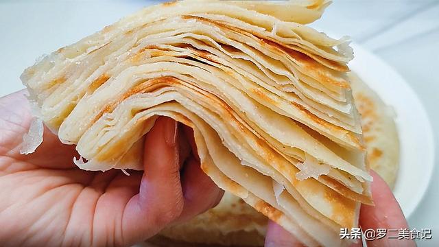 烙饼怎么和面做又软又好吃窍门（烙饼怎么和面做又软又好吃视频）