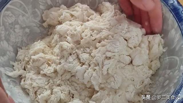 烙饼怎么和面做又软又好吃窍门（烙饼怎么和面做又软又好吃视频）