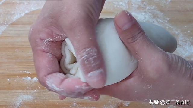 烙饼怎么和面做又软又好吃窍门（烙饼怎么和面做又软又好吃视频）