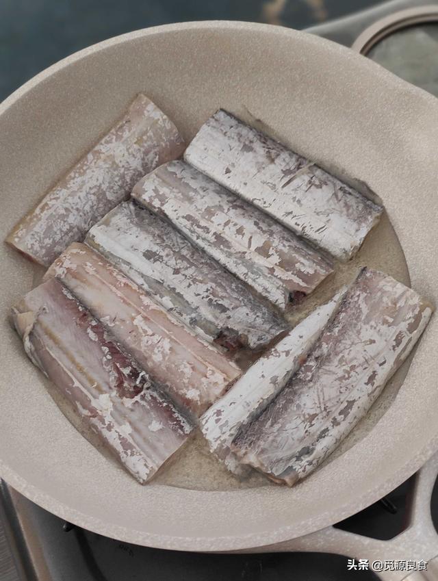 带鱼的做法大全家常菜红烧带鱼（带鱼的做法大全家常菜视频）