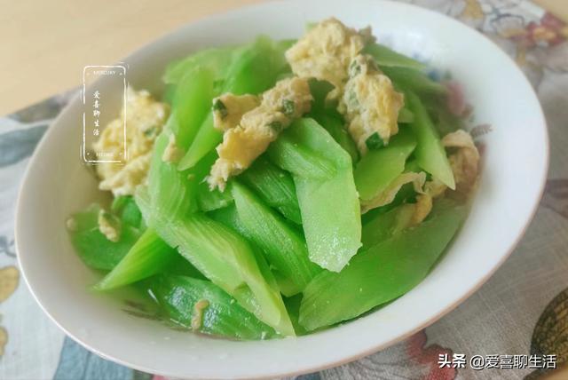 炒鸡蛋的做法步骤（炒鸡蛋的做法简单）