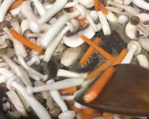 西餐菜谱大全（西餐菜谱大全100道图片窍门）