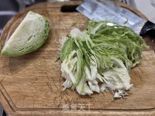 卷心菜紫甘蓝的做法步骤：1