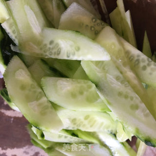 海带拌黄瓜的做法步骤：4