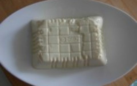 虾蓉蒸豆腐的做法