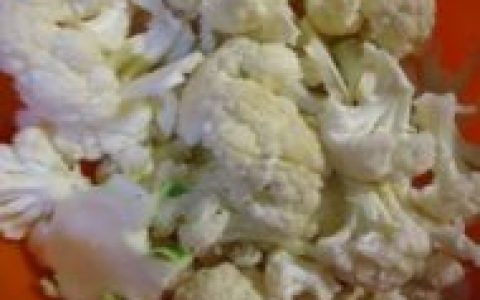 番茄炒菜花的做法