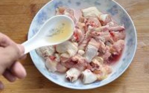 香辣鸡肉茄子的做法